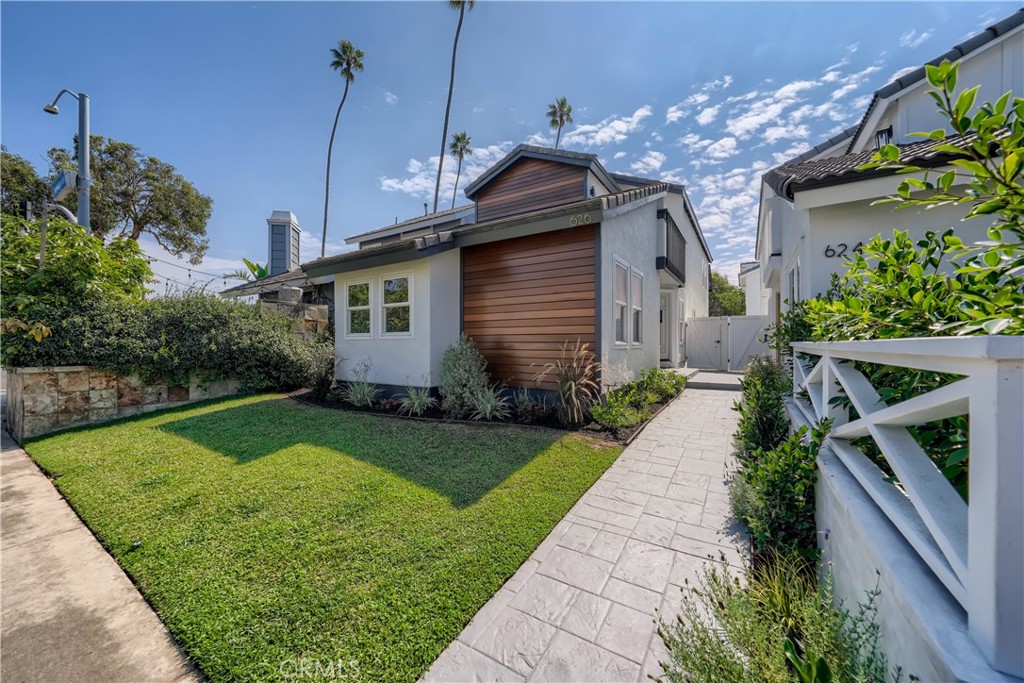 626 17th St, Huntington Beach, CA 92648 MLS OC22189329 Coldwell Banker