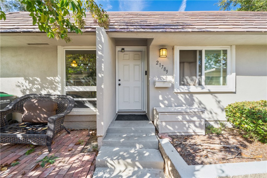 21789 Lake Vista Dr, Lake Forest, CA 92630 MLS OC22235868 Coldwell