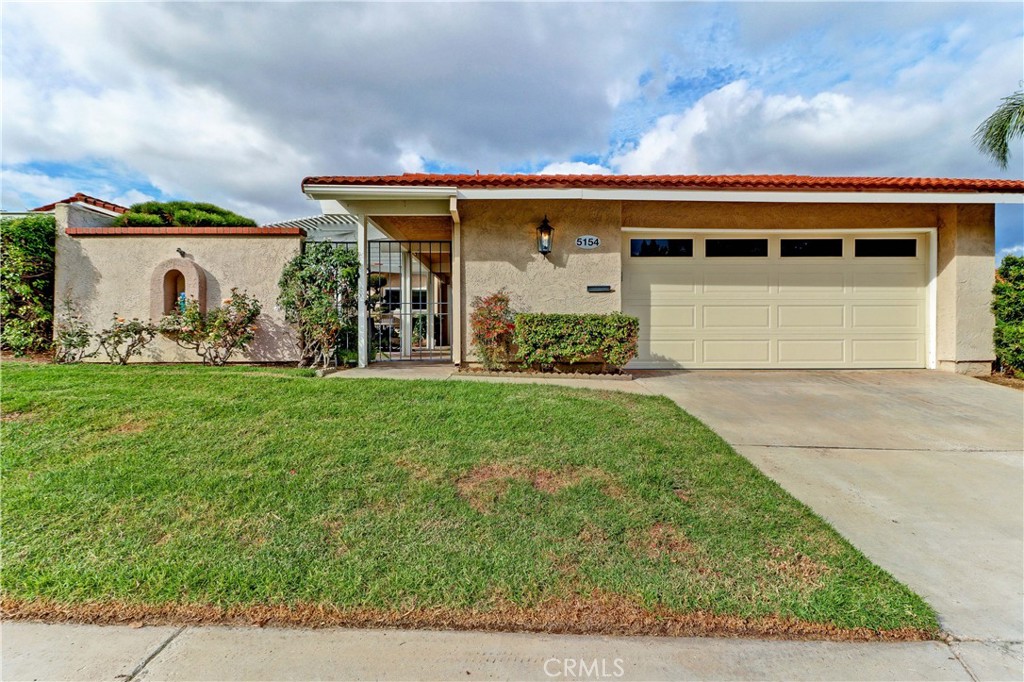 5154 Avenida Despacio, Laguna Woods, CA 92637 MLS OC22250892