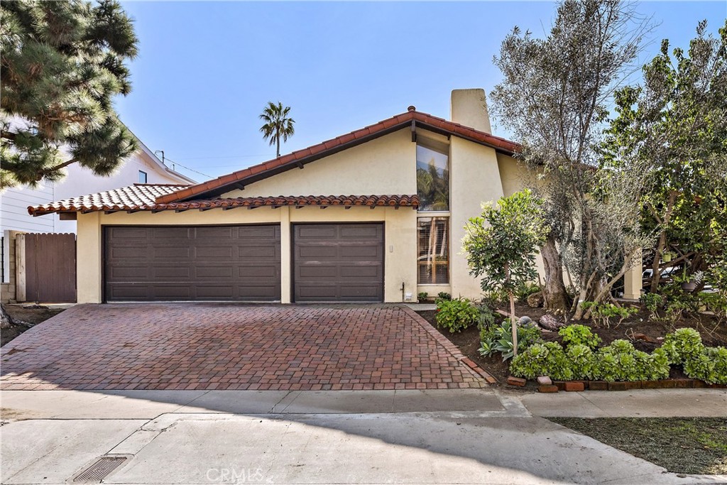 1400 Crestview Ave, Seal Beach, CA 90740 MLS OC22251445 Coldwell Banker