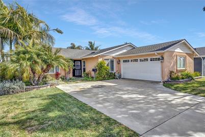 16352 Bayshore Lane, Huntington Beach, CA 92649 - Photo 1