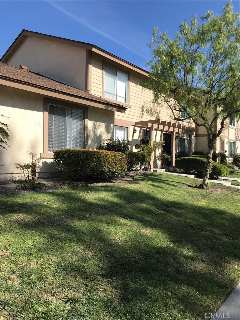 301 W Carriage Dr B, Santa Ana, CA 92707 MLS OC23020458 Coldwell