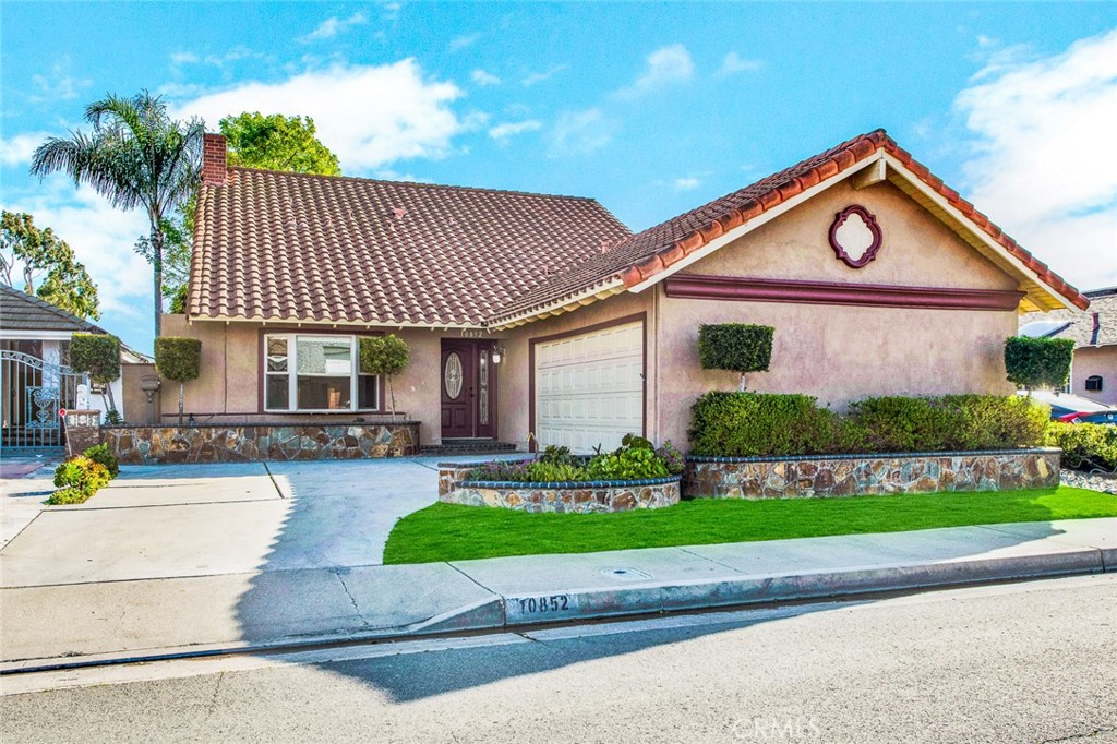 10852 La Terraza Ave, Fountain Valley, CA 92708 MLS OC23037538 Coldwell Banker