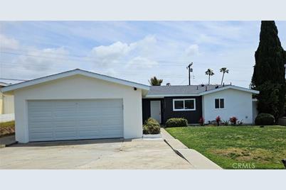 18392 Delaware Street, Huntington Beach, CA 92648 - Photo 1