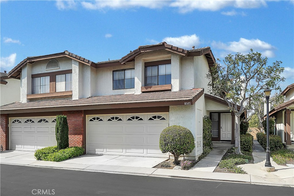 8571 Shadow Ln, Fountain Valley, CA 92708 MLS OC23061007 Coldwell Banker