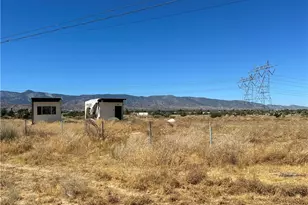 5755 Coyote Rd, Phelan, CA 92371 - Photo 1