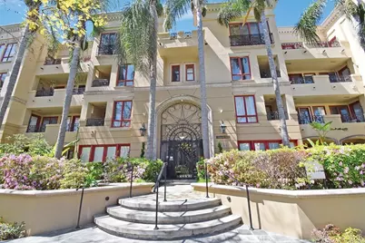 411 N Oakhurst Drive #102, Beverly Hills, CA 90210 - Photo 1