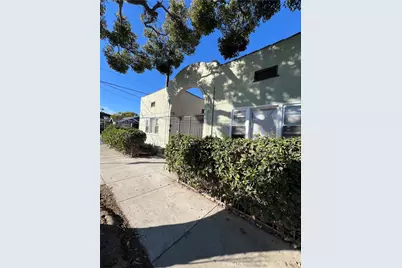 551 W 10th Street, Long Beach, CA 90813 - Photo 1
