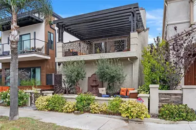 154 12th Street, Seal Beach, CA 90740 - Photo 1