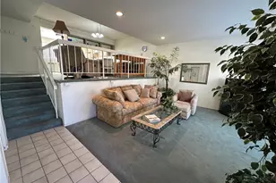 18405 Collins St, Tarzana, CA 91356 - Photo 1