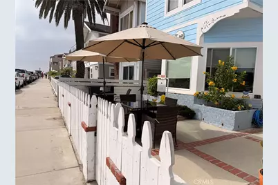 123 28th Street, Newport Beach, CA 92663 - Photo 1