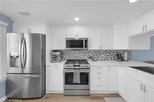 290 Victoria St, Costa Mesa, CA 92627 - Photo 1