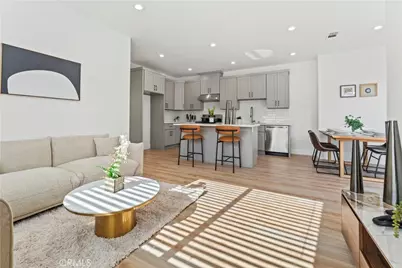 424 W Wilshire Avenue, Fullerton, CA 92832 - Photo 1