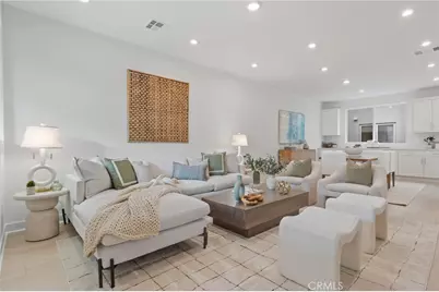 585 S Lyon Street, Santa Ana, CA 92705 - Photo 1