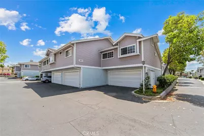 18051 Wakefield Ln #106, Huntington Beach, CA 92648 - Photo 1