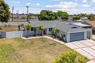 16052 Davis Ln, Huntington Beach, CA 92649 - Photo 1