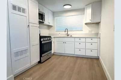 717 W Provential Drive #D, Anaheim, CA 92805 - Photo 1