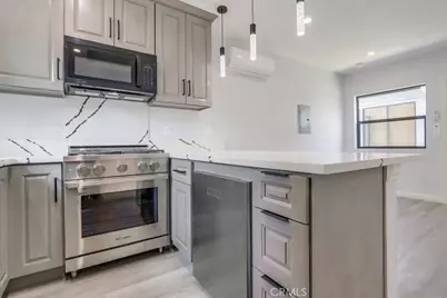 1260 E Turin Avenue #B, Anaheim, CA 92805 - Photo 1