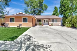 24017 Sylvan St, Woodland Hills, CA 91367 - Photo 1