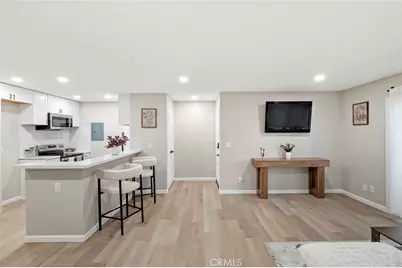 2501 W Sunflower Avenue #J10, Santa Ana, CA 92704 - Photo 1