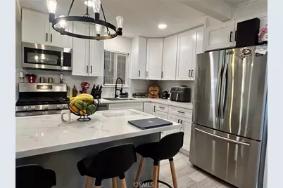 250 Stephens Avenue, Riverside, CA 92501 - Photo 1