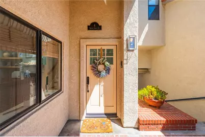 4 Santa Cruz Court, Manhattan Beach, CA 90266 - Photo 1