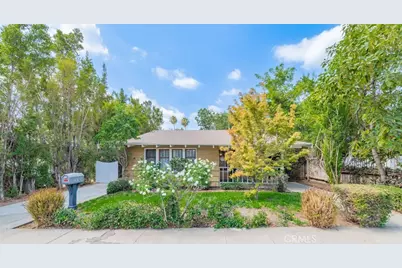 395 Maple Way, Pasadena, CA 91101 - Photo 1