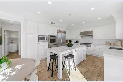 2 Agostino, Newport Coast, CA 92657 - Photo 13