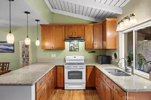 1040 W MacArthur Blvd, Santa Ana, CA 92707 - Photo 1