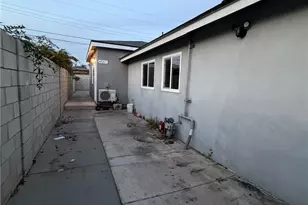 4721 W Oakfield Ave, Santa Ana, CA 92703 - Photo 1