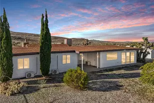 56676 Sunset Dr, Yucca Valley, CA 92284 - Photo 1