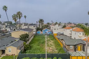205 Detroit, Huntington Beach, CA 92648 - Photo 1