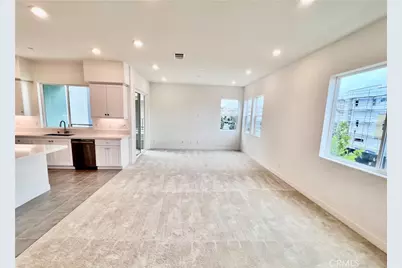 215 Sash, Irvine, CA 92618 - Photo 1