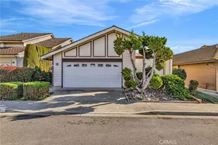 12 Calandria, Irvine, CA 92620 - Photo 1