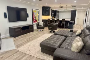 200 Pacific Coast, Huntington Beach, CA 92648 - Photo 1