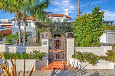 221 Hartford Avenue, Huntington Beach, CA 92648 - Photo 1