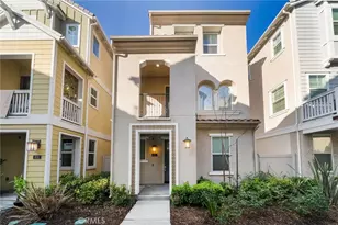 612 W Tribella Ct, Santa Ana, CA 92703 - Photo 1