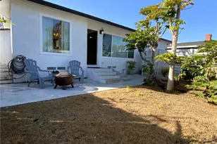 17091 B Lane, Huntington Beach, CA 92647 - Photo 1