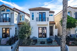 310 18th St, Huntington Beach, CA 92648 - Photo 1