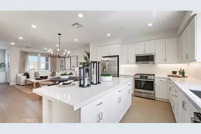 1730 E Park Street #16, Anaheim, CA 92805 - Photo 1