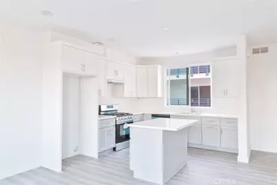 14622 Vanowen, Van Nuys, CA 91405 - Photo 1