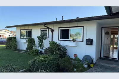 8422 Munster, Huntington Beach, CA 92646 - Photo 1