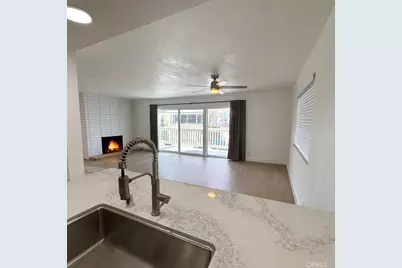122 46th Street #B, Newport Beach, CA 92663 - Photo 1