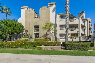 430 Lake Street #202, Huntington Beach, CA 92648 - Photo 1