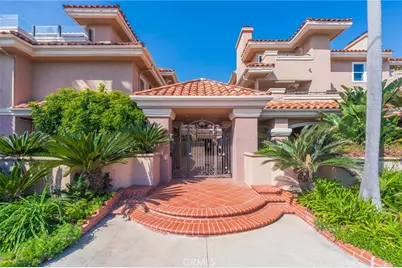 1900 Pacific Coast #16, Huntington Beach, CA 92648 - Photo 1