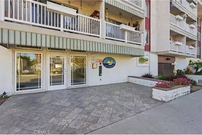 363 Newport Avenue #319, Long Beach, CA 90814 - Photo 1