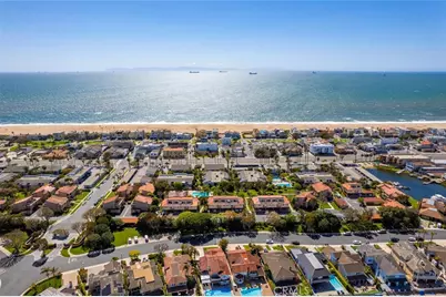 16893 Bluewater, Huntington Beach, CA 92649 - Photo 1