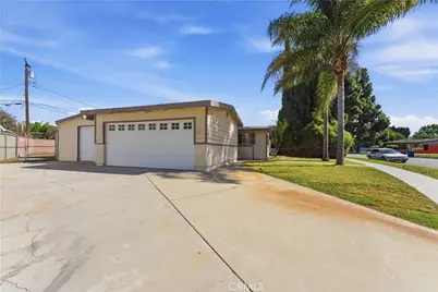 20020 Alburtis Avenue, Lakewood, CA 90715 - Photo 1