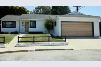 2217 190th St, Redondo Beach, CA 90278 - Photo 1