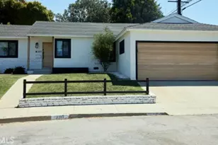 2217 190th St, Redondo Beach, CA 90278 - Photo 1